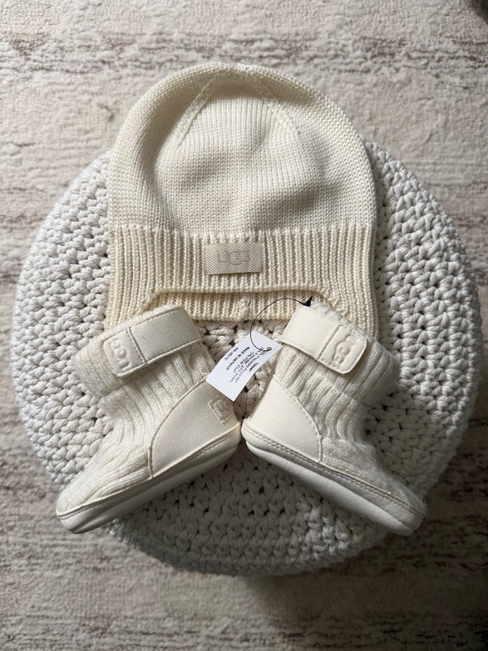 UGG Other - NWT Infant UGG Baby Beanie and Boots
